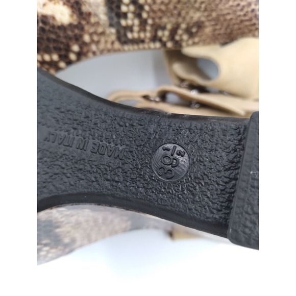 BCBGMaxazria Faux snakeskin 5.5" wedge heel size 39.5 EU, 8.5 US - Picture 7 of 7